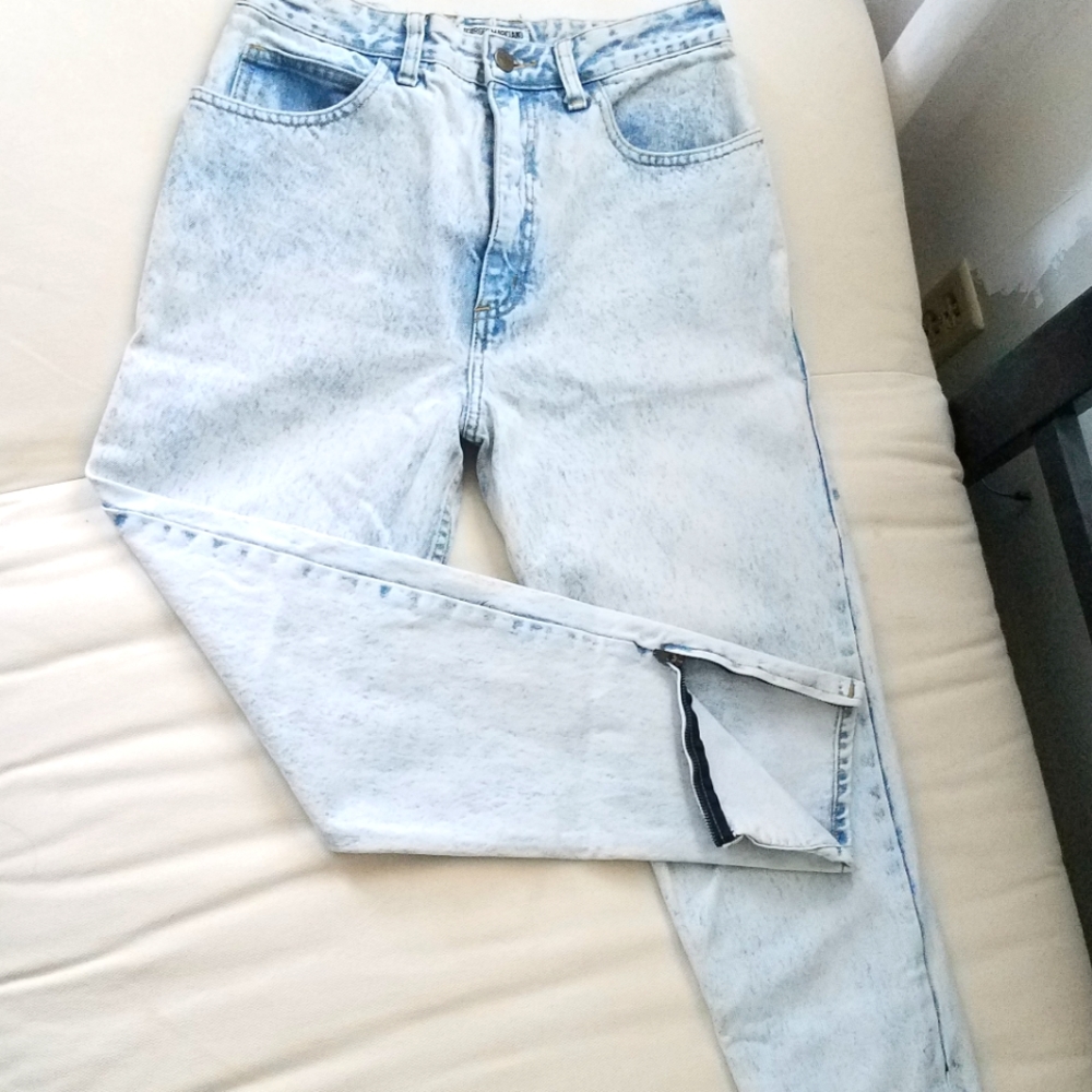 Rare Vintage Light Wash Guess Jeans size 30